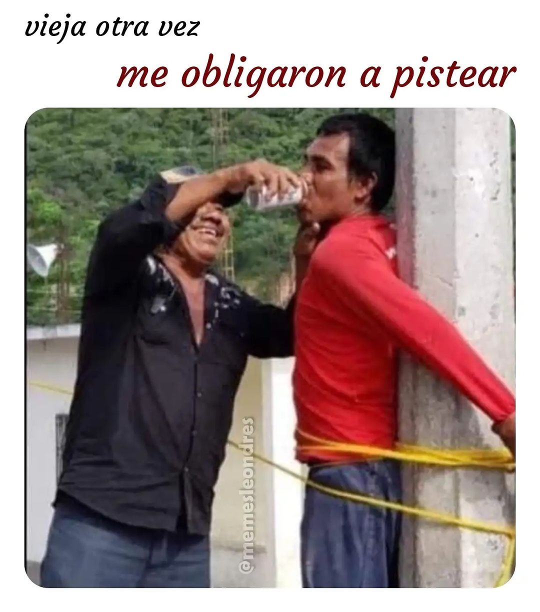 Cuando Dejas Que Te Amarre Y Ves Que Se Pone El Cintur N Consolador Memes