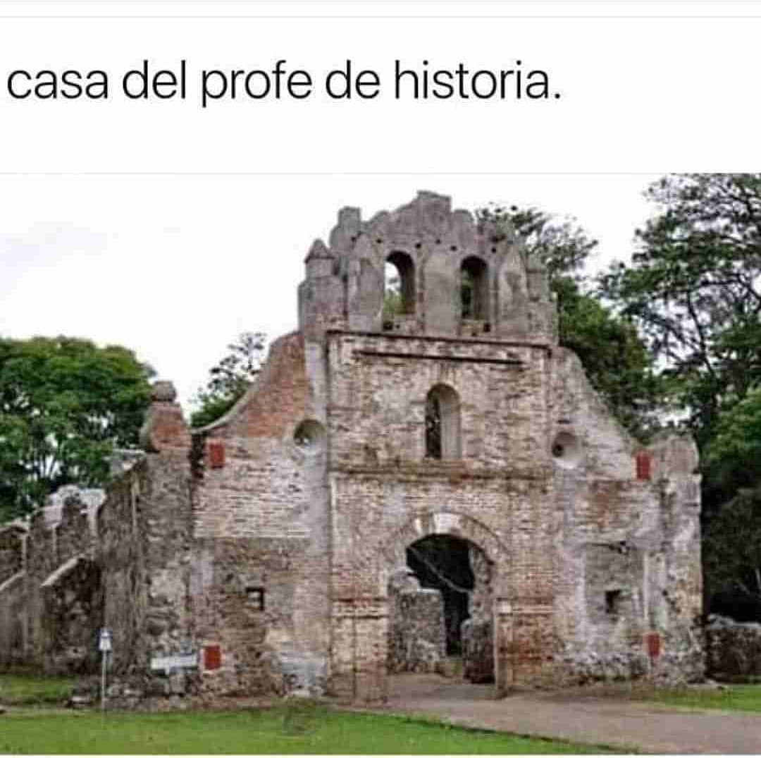 Casa del profe de historia.