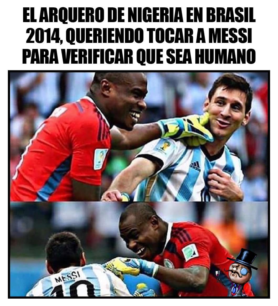 El arquero de Nigeria en Brasil 2014 queriendo tocar a Messi para verificar que sea humano.