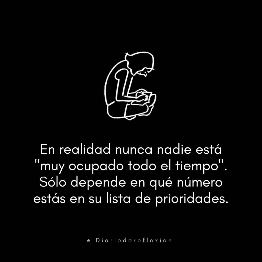 En realidad nunca nadie está "muy ocupado todo el tiempo". Sólo depende en qué número estás en su lista de prioridades.