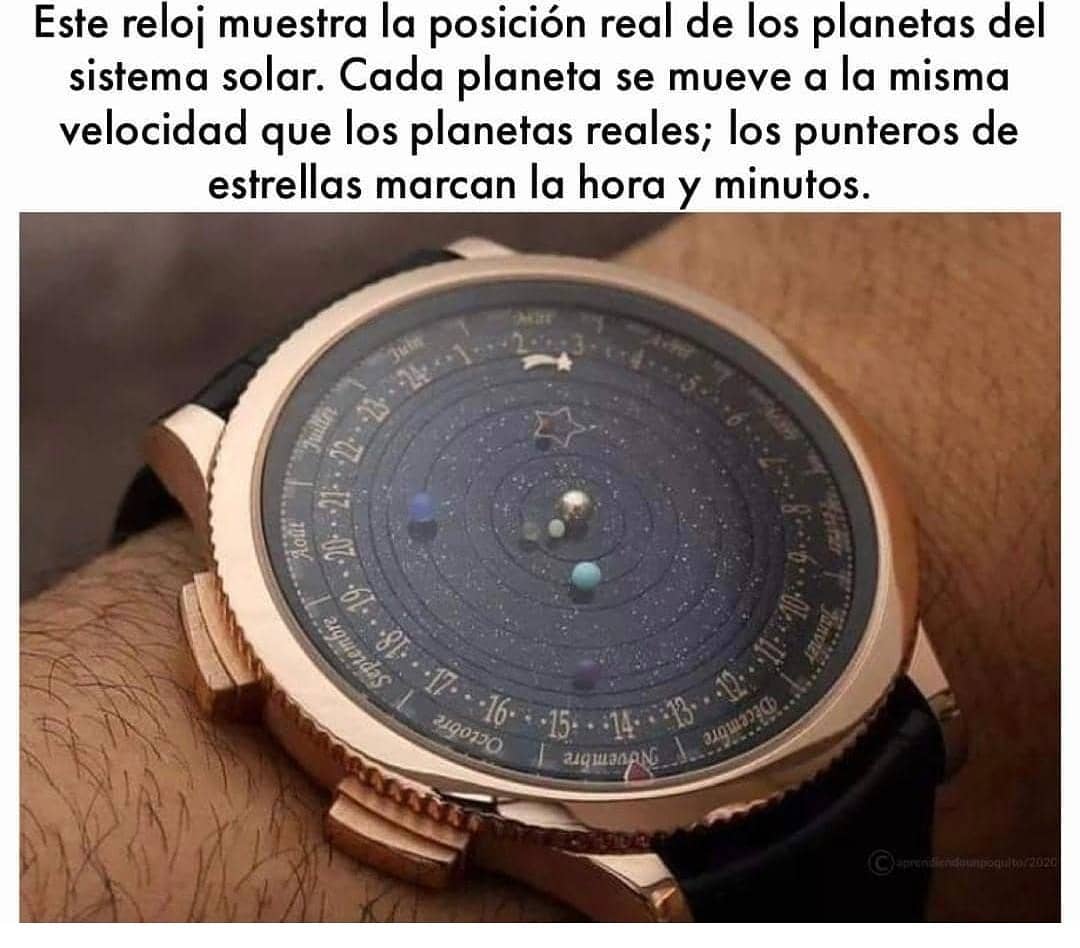 Este reloj muestra la posición real de los planetas del sistema solar. Cada planeta se mueve a la misma velocidad que los planetas reales; los punteros de estrellas marcan la hora y minutos.