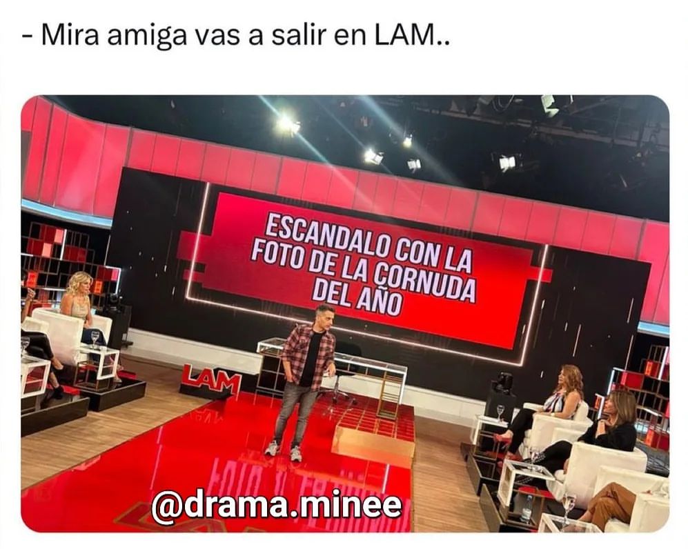 Mira Amiga Vas A Salir En Lam Escándalo Con La Foto De La Cornuda Del Año Memes 