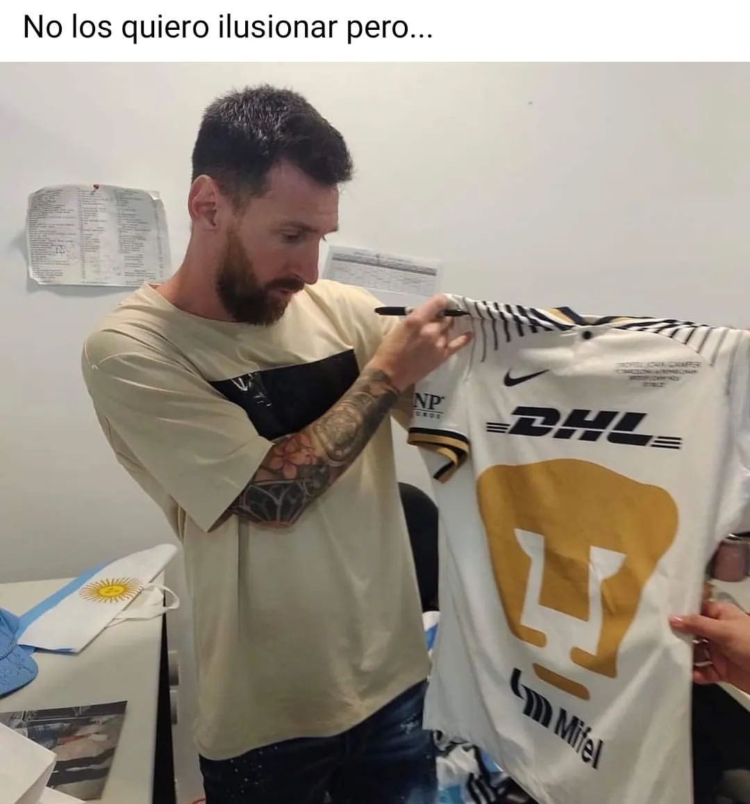 messi calvo, Imagens de piadas engraçadas, Fotos engraçadas para perfil,  Mont…