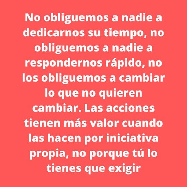 Esas personas que vienen y te hablan mal de los demás, son las que después  van con los demás a hablar mal de ti. - Frases