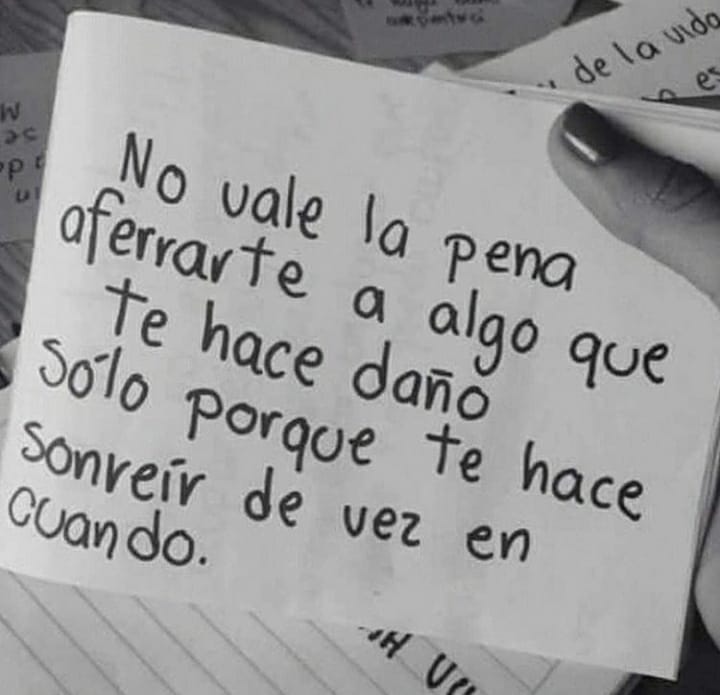 Que horrible es quedarse estancado, sin ganas, ni motivación, sin  inspiración. - Frases