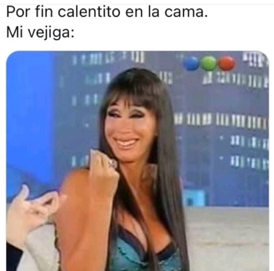 Por fin calentito en la cama. Mi vejiga: