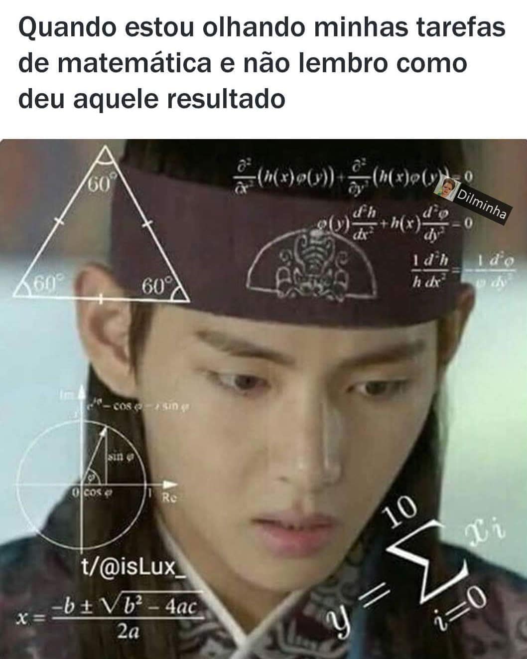 Quando estou olhando minhas tarefas de matemática e não lembro como deu aquele resultado.