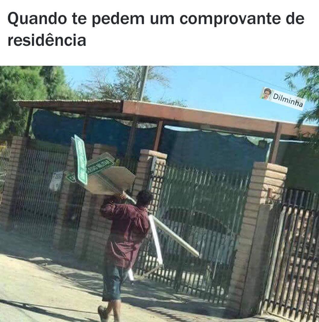 Eu indo chamar meu amigo pra ir na padaria comprar 2 reais de pão. - Memes