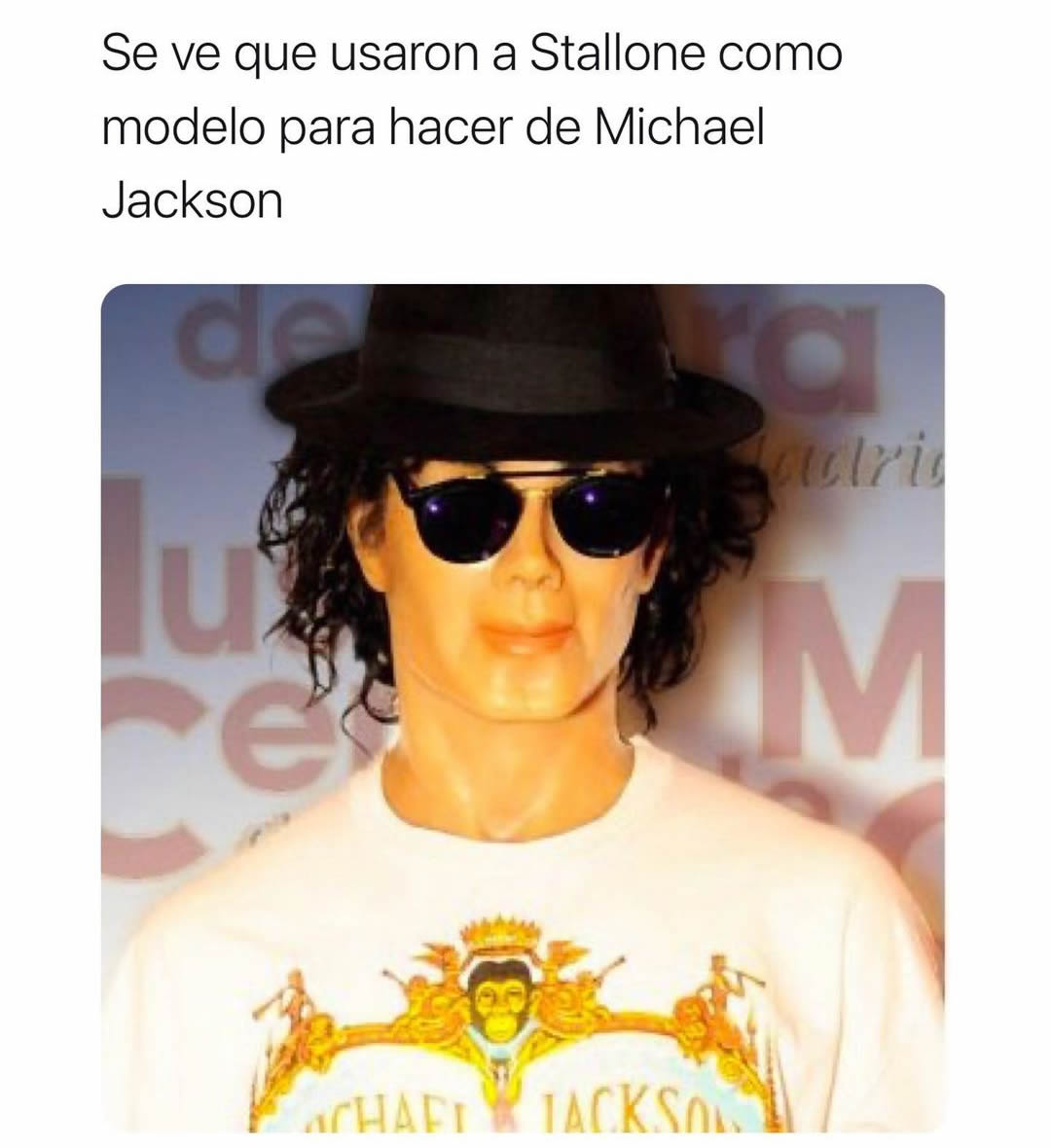 Se ve que usaron a Stallone como modelo para hacer de Michael Jackson.