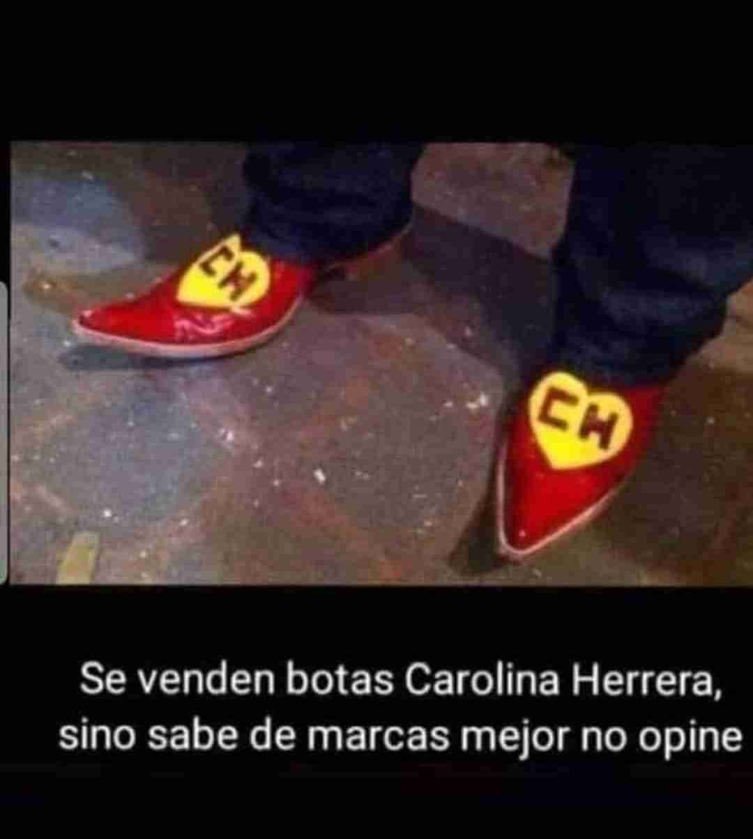 Se venden botas Carolina Herrera, sino sabe de marcas mejor no opine.