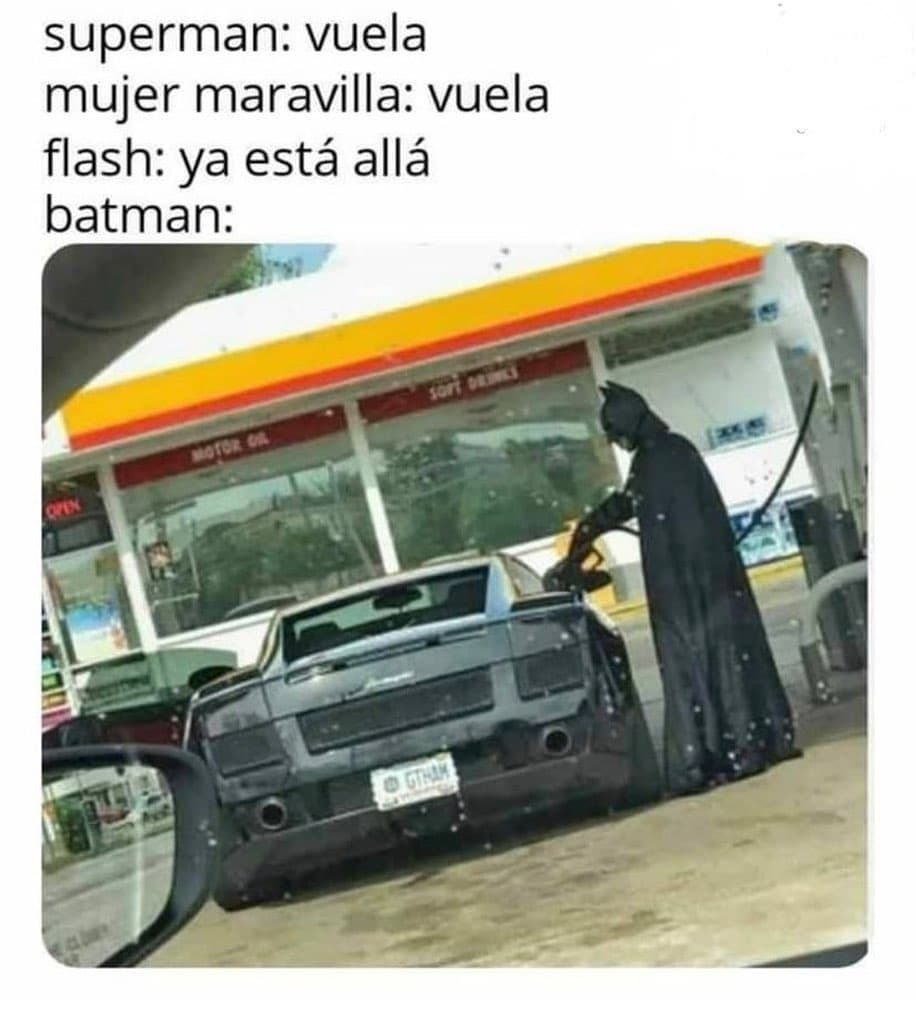 Superman: Vuela. Mujer maravilla: Vuela. Flash: Ya está allá Batman: