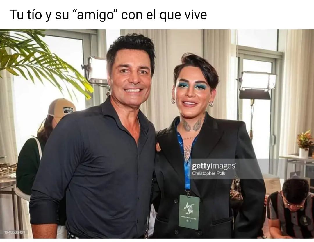 Tu tío y su "amigo" con el que vive.