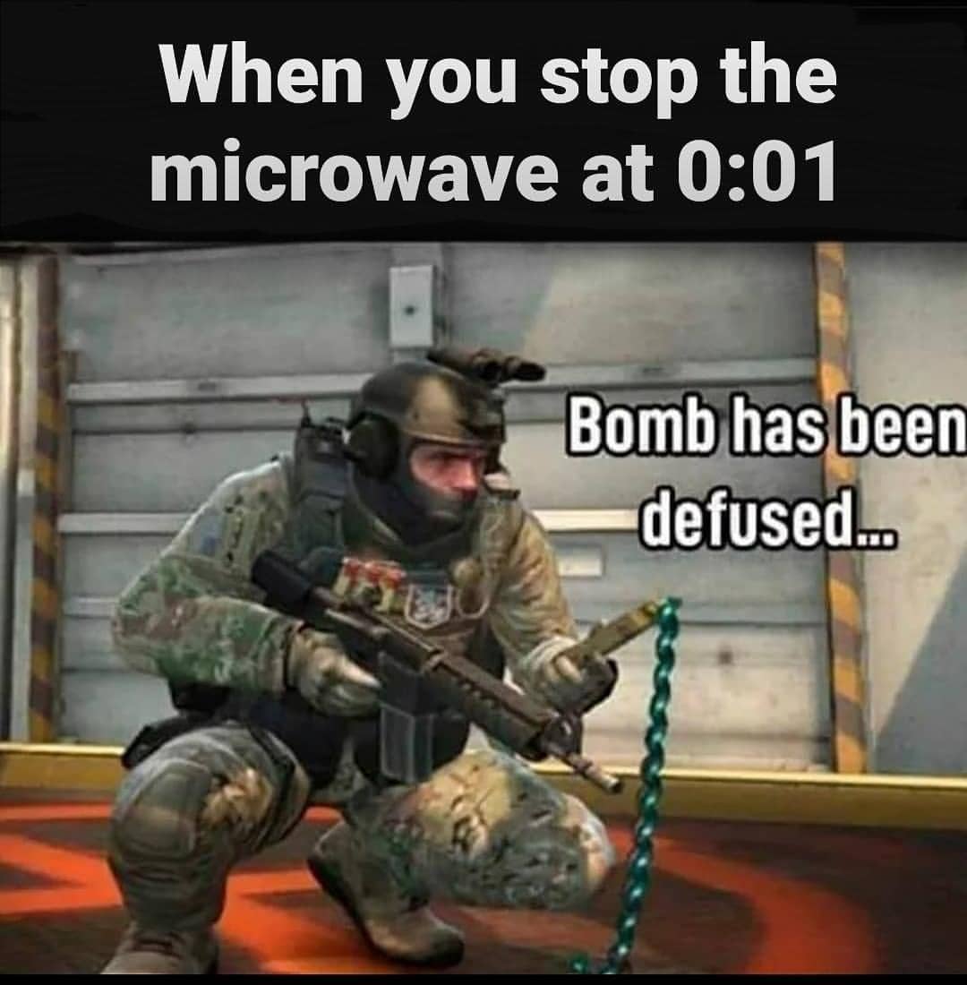 When you stop the microwave at 0:01.  Bomb has been defused.