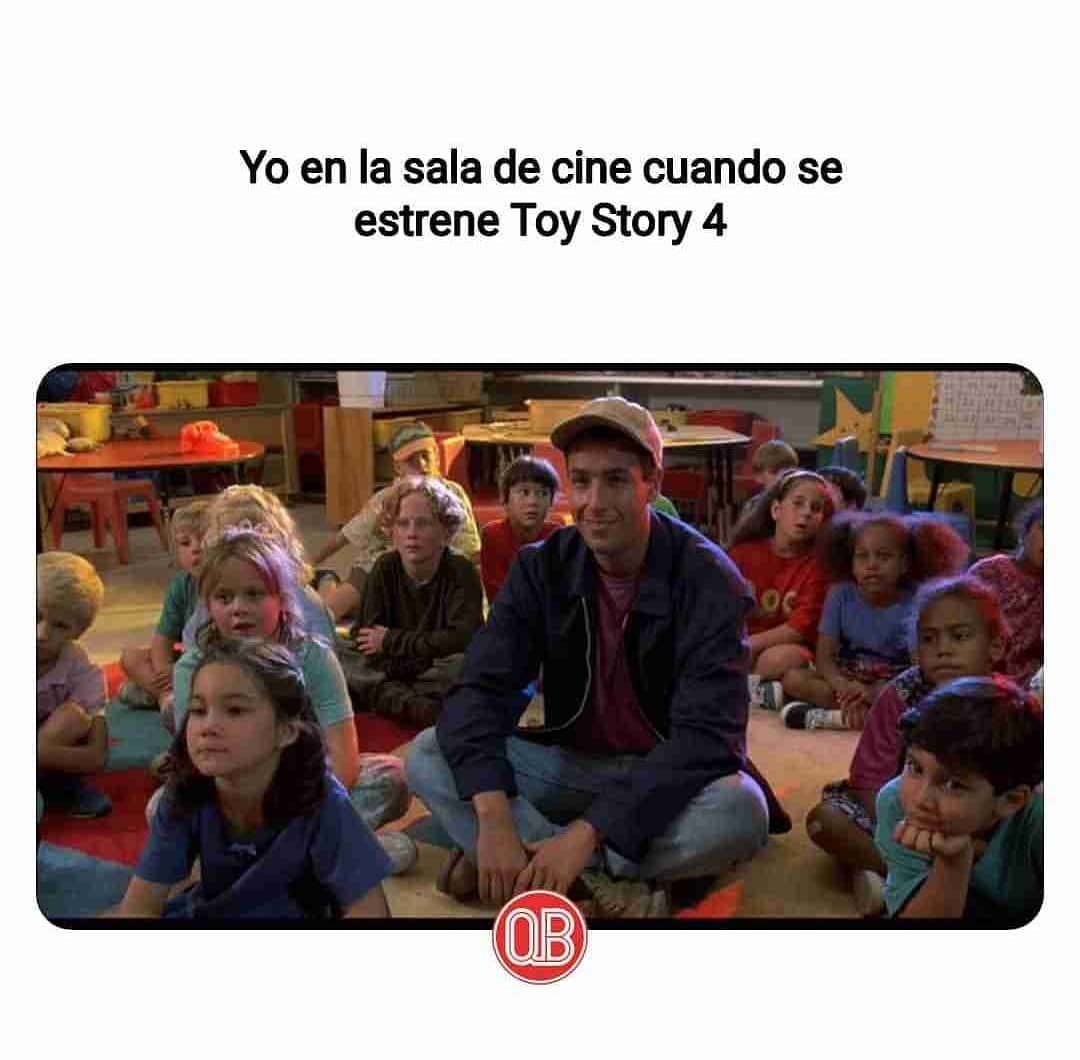 Yo en la sala de cine cuando se estrene Toy Story 4.